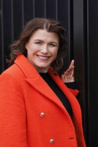 Anica Schuchard