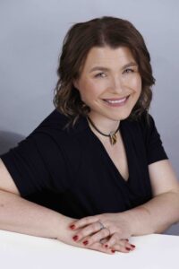 Anica Schuchard